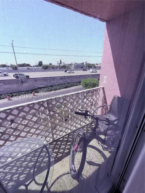 6175 W 20th Ave 205, Hialeah FL - photo 7 of 16