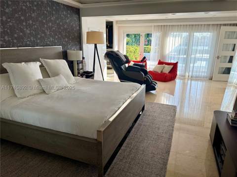 1670 Daytonia Rd, Miami Beach FL - photo 20 of 24