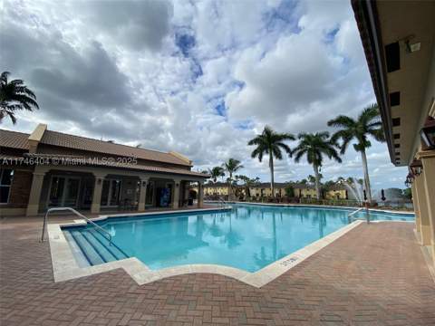 1420 NE 33rd Ave 106-15, Homestead FL - photo 8 of 13