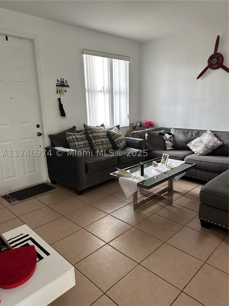 3 bedroom Townhouse at 11031 SW 246th St 0, Villas Del Campo Sub, Homestead — photo 5