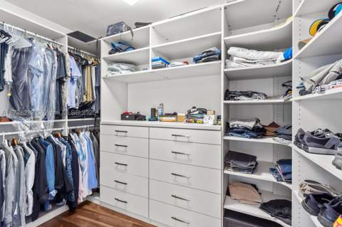 2020 N Bayshore Dr 3307, Miami FL - photo 15 of 32
