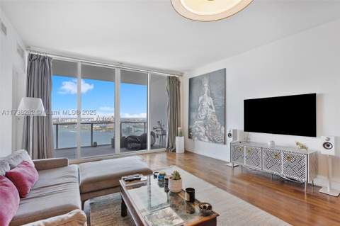 2020 N Bayshore Dr 3307, Miami FL - photo 6 of 32