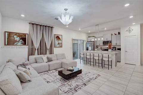 838 SE 17th St, Homestead FL - photo 17 of 66
