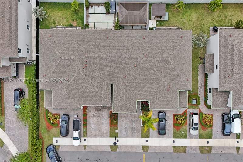 3 bedroom Townhouse at 838 SE 17th St, Cedar At Keys Gate, Homestead — photo 3