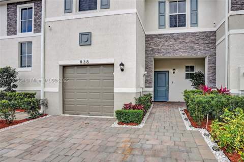 838 SE 17th St, Homestead FL - photo 6 of 66