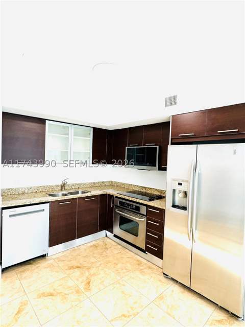 41 SE 5th St 808, Miami FL - photo 12 of 39