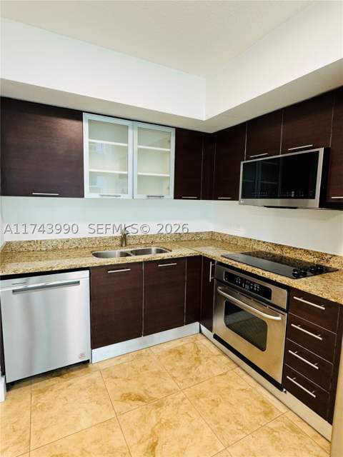 41 SE 5th St 808, Miami FL - photo 13 of 39