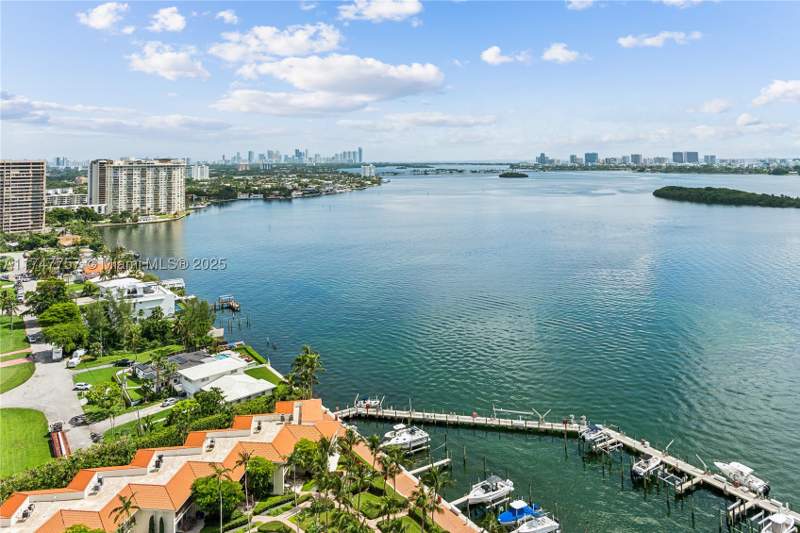2 bedroom Condominium at 4000 Towerside Ter Ts3, The Towers Of Quayside Co, Miami — photo 4