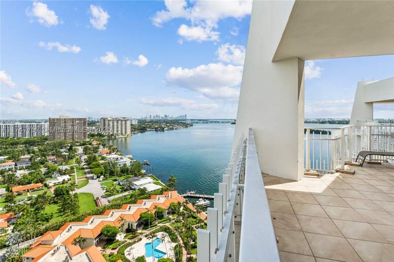 2 bedroom Condominium at 4000 Towerside Ter Ts3, The Towers Of Quayside Co, Miami — photo 5