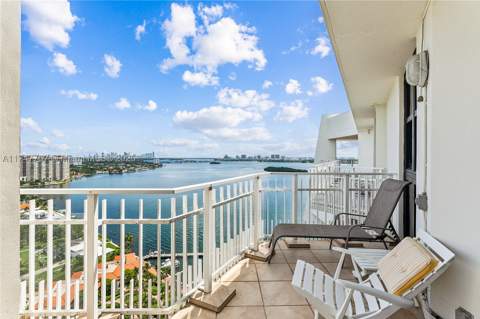 4000 Towerside Ter Ts3, Miami FL - photo 6 of 49
