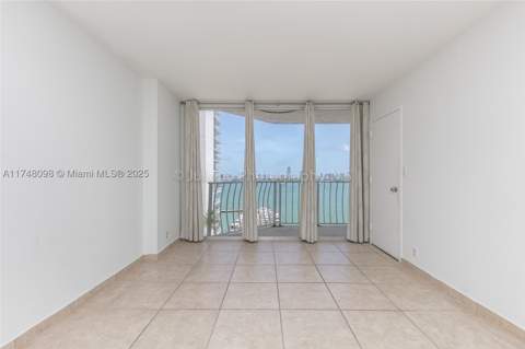 7601 E Treasure Dr 1108, North Bay Village FL - photo 12 of 27