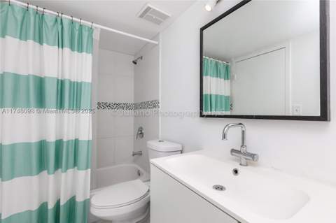 7601 E Treasure Dr 1108, North Bay Village FL - photo 18 of 27