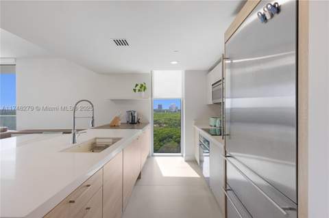 16385 Biscayne Blvd 1221, North Miami Beach FL - photo 20 of 50