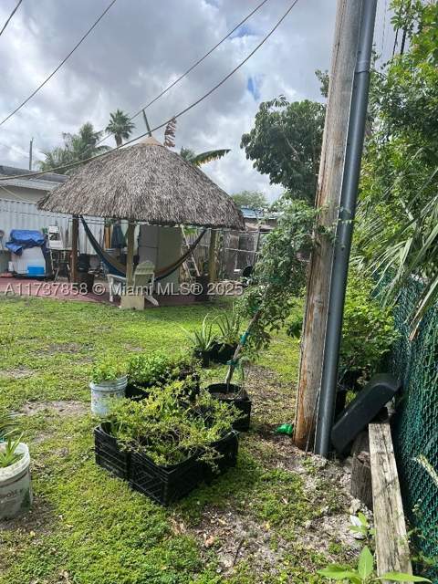 2381 NE 137 St, North Miami Beach FL - photo 9 of 12