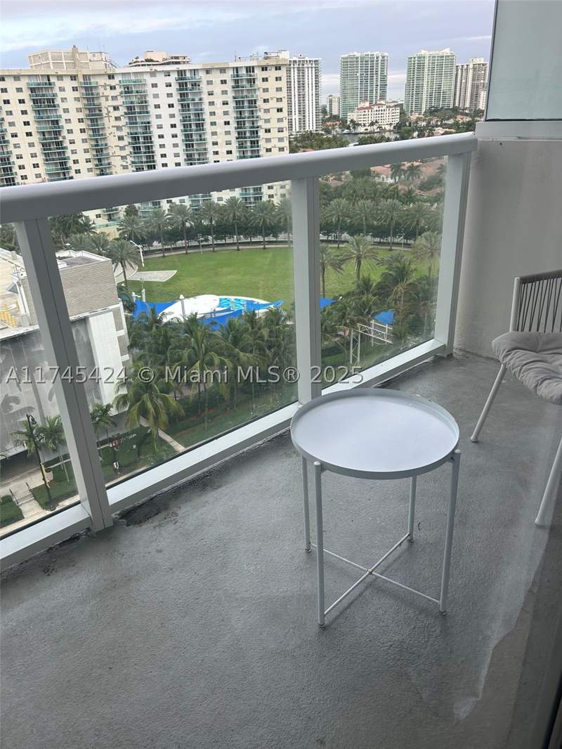 0 bedroom Condominium at 19201 Collins Ave 1139, The Aventura Beach Club C, Sunny Isles Beach — photo 3