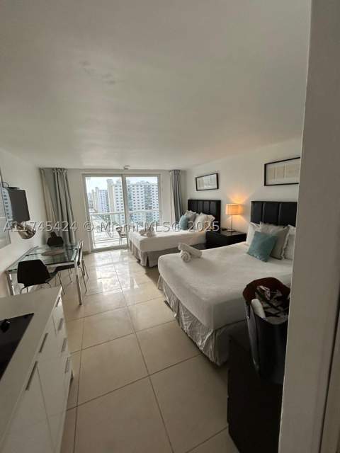 19201 Collins Ave 1139, Sunny Isles Beach FL - photo 9 of 10