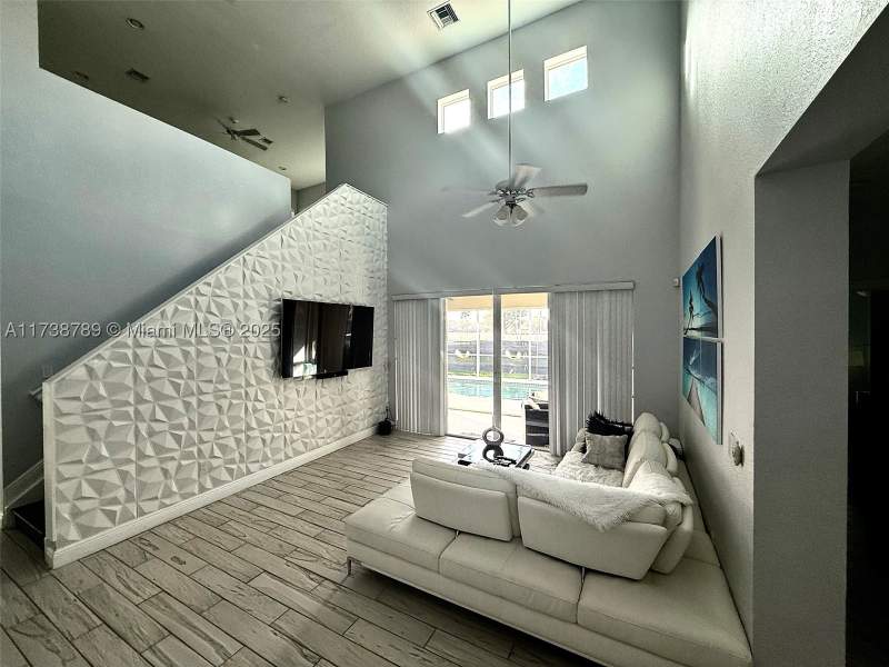 3 bedroom SingleFamilyResidence at 2602 Augusta Dr, Augusta Greens Condo, Homestead — photo 4