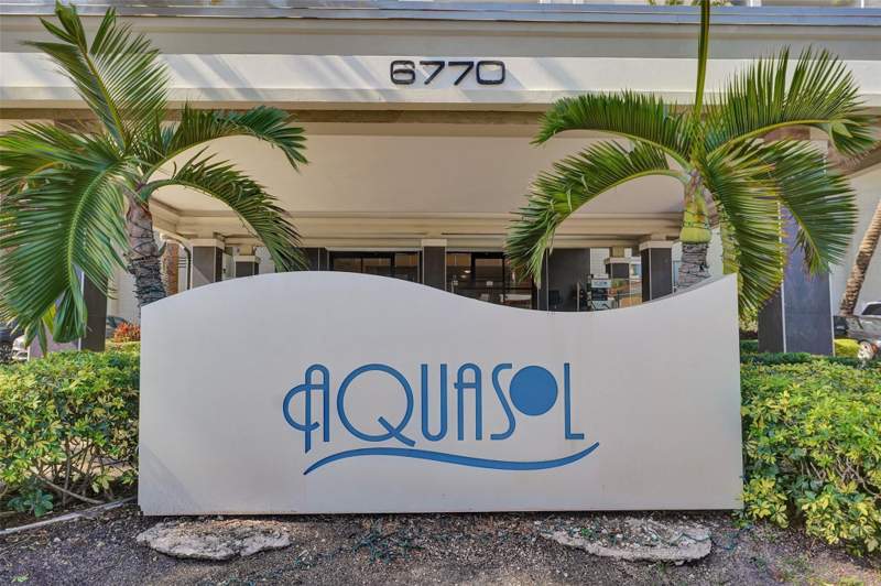 1 bedroom Condominium at 6770 Indian Creek Drive 10-R, Aquasol Condo, Miami Beach — photo 2