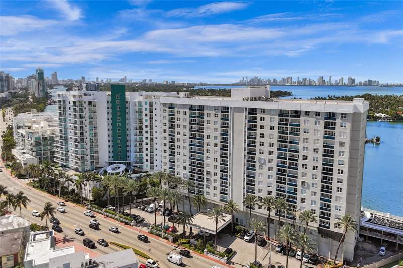 1 bedroom Condominium at 6770 Indian Creek Drive 10-R, Aquasol Condo, Miami Beach — photo 4