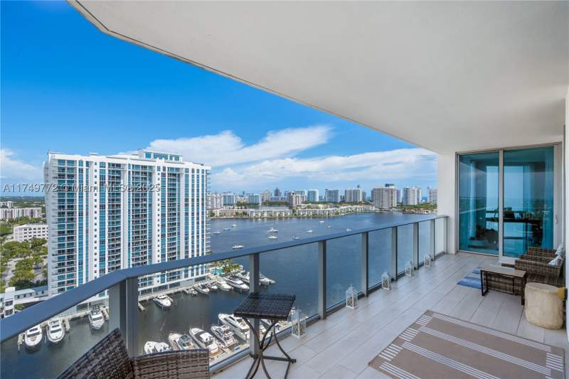 2 bedroom Condominium at 17111 Biscayne Blvd 2001, Marina Palms Residences S, North Miami Beach — photo 2