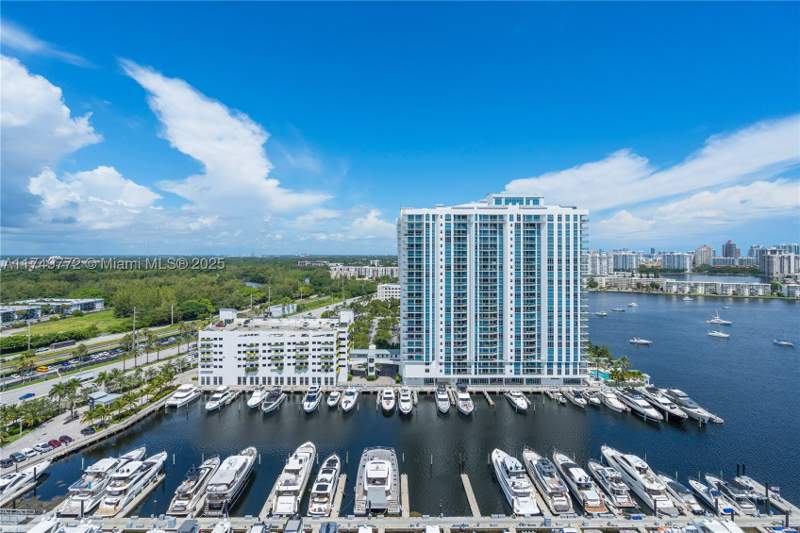 2 bedroom Condominium at 17111 Biscayne Blvd 2001, Marina Palms Residences S, North Miami Beach — photo 4