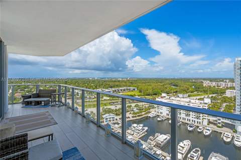 17111 Biscayne Blvd 2001, North Miami Beach FL - photo 6 of 71