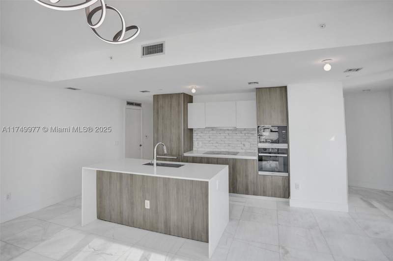 2 bedroom Condominium at 2900 NE 7th Ave 1601, Biscayne Beach Condo, Miami — photo 4