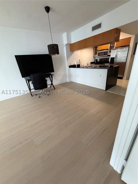 1750 N Bayshore Dr 4809, Miami FL - photo 22 of 28