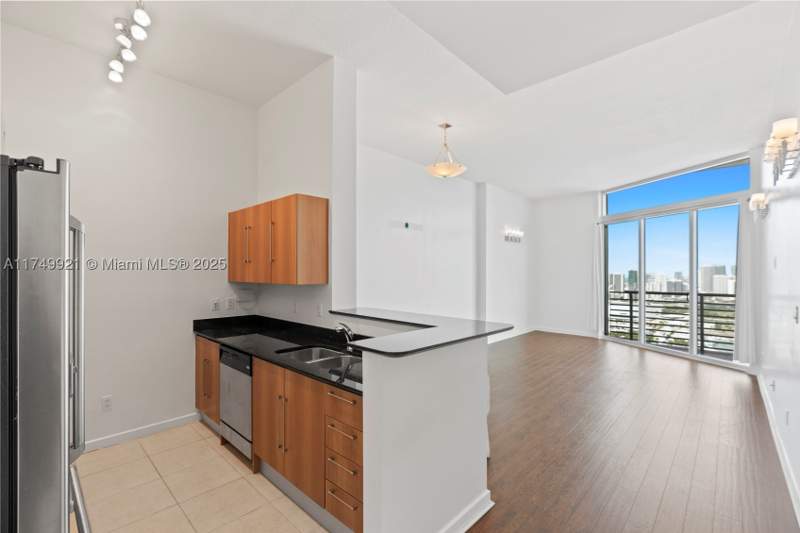 1 bedroom Condominium at 335 S Biscayne Blvd Uph02, One Miami East Condo, Miami — photo 4