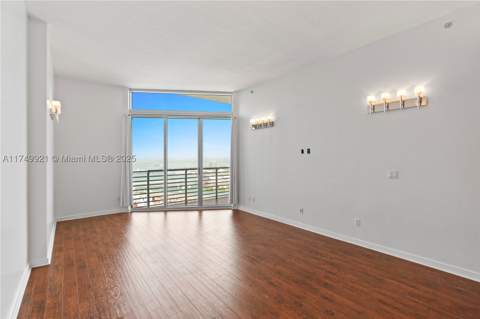 335 S Biscayne Blvd Uph02, Miami FL - photo 8 of 59