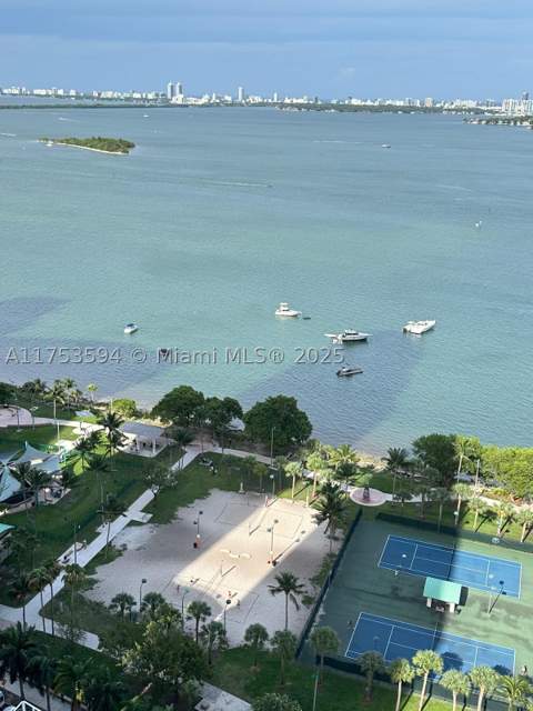 1750 N Bayshore Dr 2905, Miami FL - photo 15 of 17