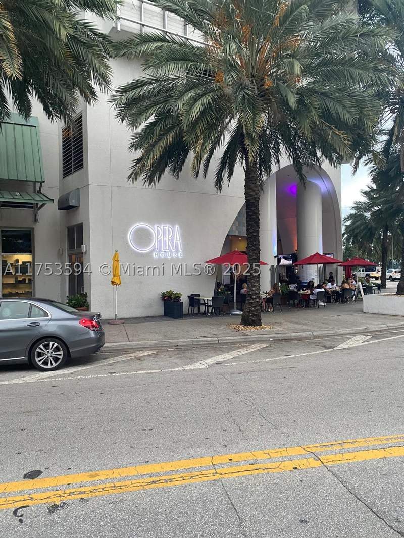1 bedroom Condominium at 1750 N Bayshore Dr 2905, Opera Tower Condo, Miami — photo 2