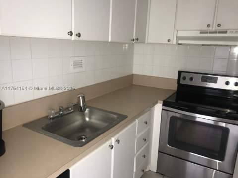 1000 West Ave 908, Miami Beach FL - photo 9 of 24