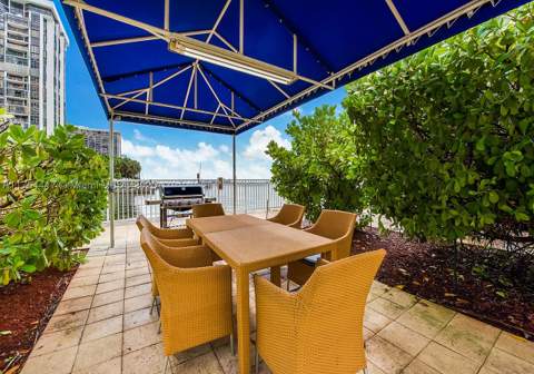 2101 Brickell Ave 1401, Miami FL - photo 19 of 20