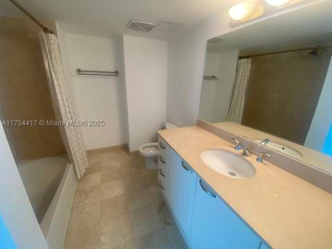 2101 Brickell Ave 1401, Miami FL - photo 7 of 20