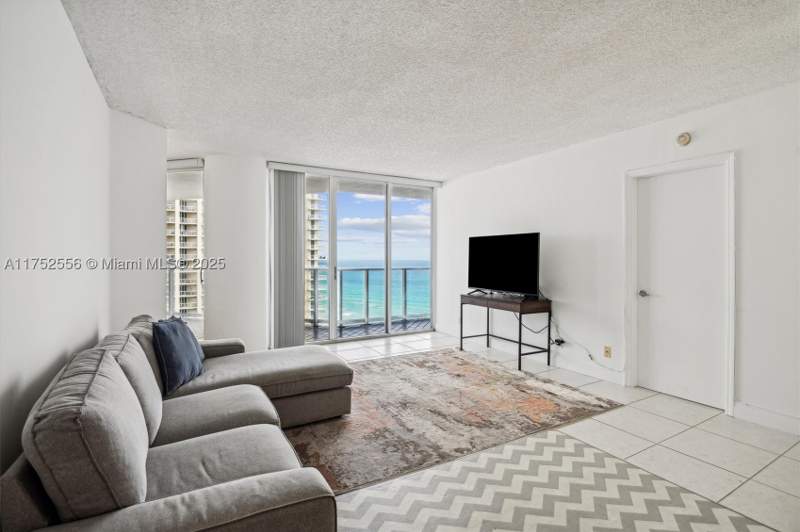 2 bedroom Condominium at 16485 Collins Ave 2035, Oceania III Condo, Sunny Isles Beach — photo 3