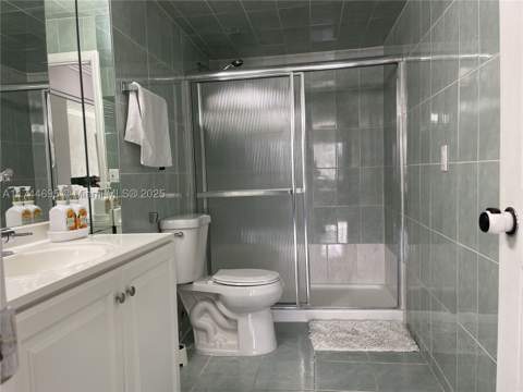200 178th Dr 609, Sunny Isles Beach FL - photo 15 of 24