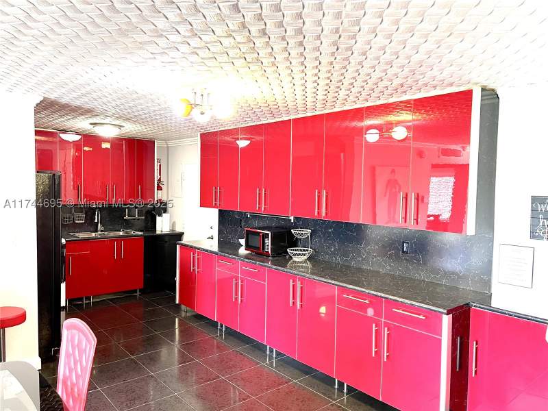 1 bedroom Condominium at 200 178th Dr 609, Marbella Tower Condo, Sunny Isles Beach — photo 3