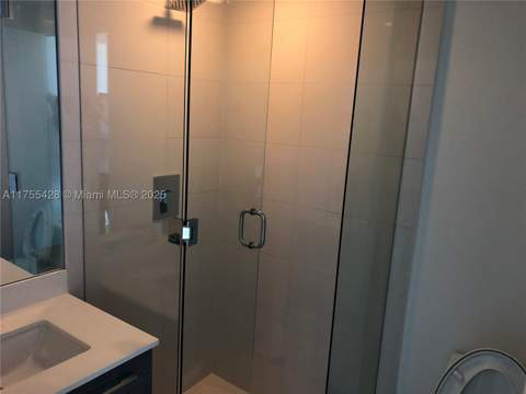 650 NE 32nd St 2006, Miami FL - photo 10 of 15