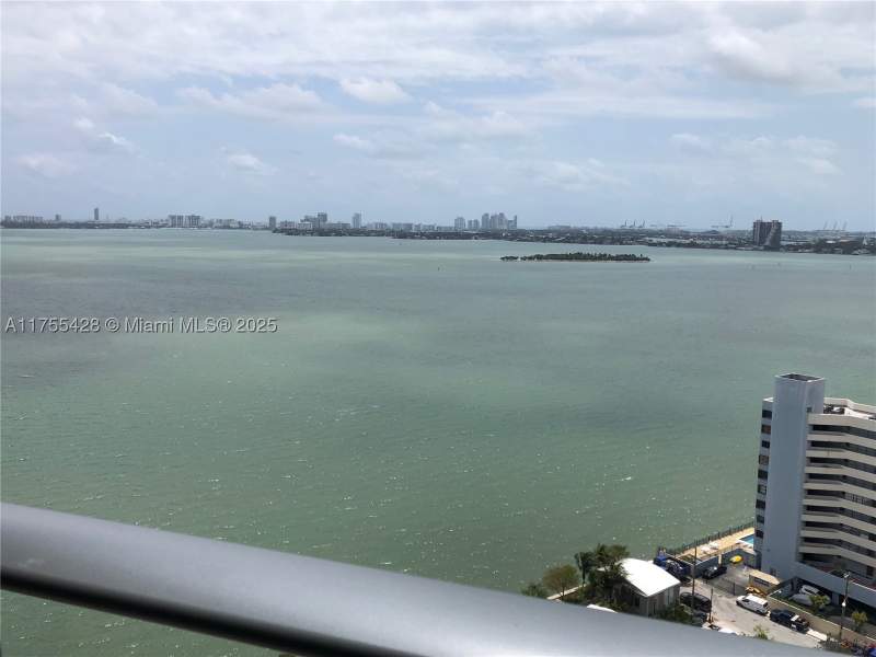 2 bedroom Condominium at 650 NE 32nd St 2006, Paraiso Bay Condo, Miami — photo 4