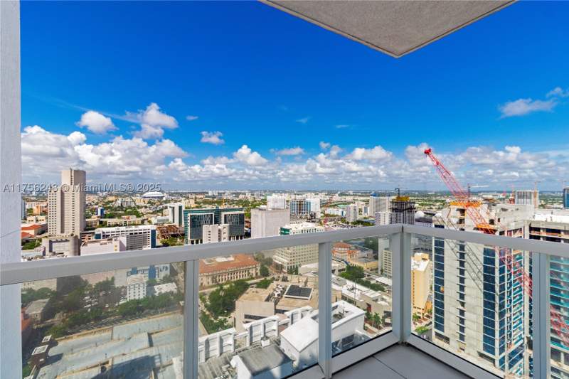 2 bedroom Condominium at 253 NE 2nd St 3702, Vizcayne South Condo, Miami — photo 3