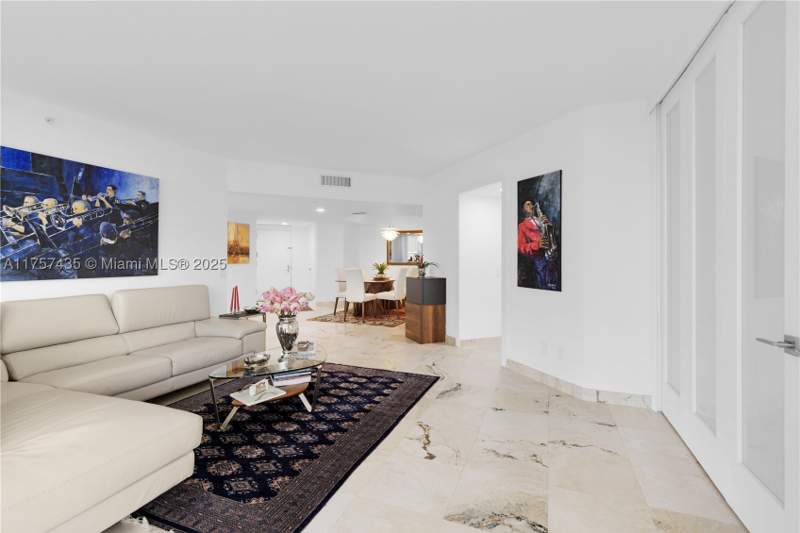 3 bedroom Condominium at 21055 Yacht Club Dr 902, South Tower At The Point, Aventura — photo 2