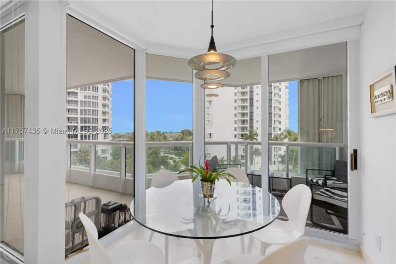 3 bedroom Condominium at 21055 Yacht Club Dr 902, South Tower At The Point, Aventura — photo 3