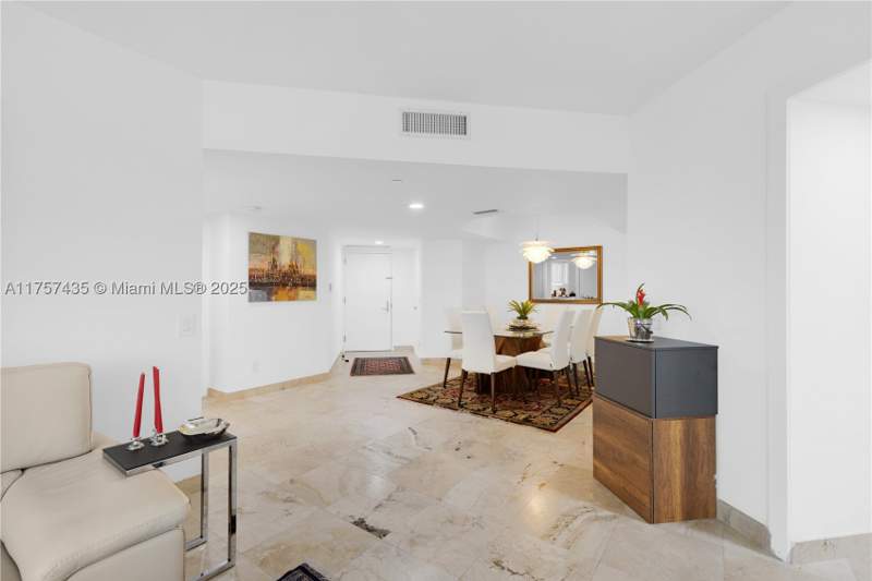 3 bedroom Condominium at 21055 Yacht Club Dr 902, South Tower At The Point, Aventura — photo 5