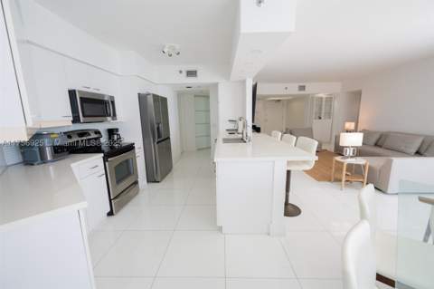 16445 Collins Ave 728, Sunny Isles Beach FL - photo 6 of 19