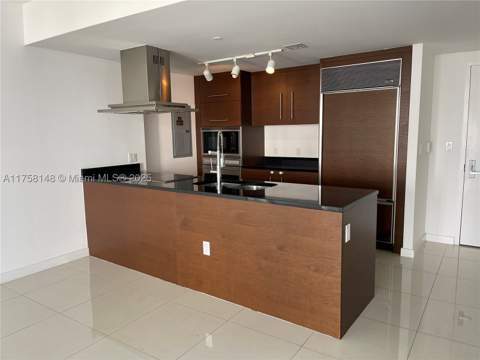 465 Brickell Ave 819, Miami FL - photo 10 of 25