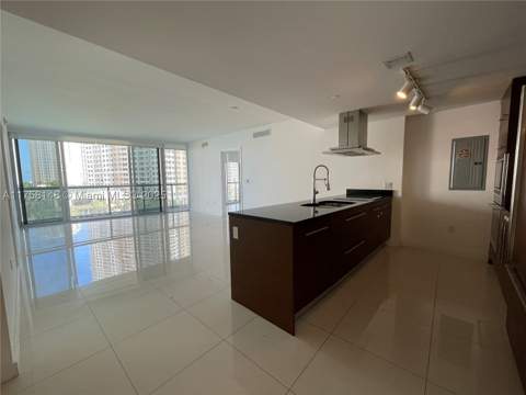 465 Brickell Ave 819, Miami FL - photo 16 of 25