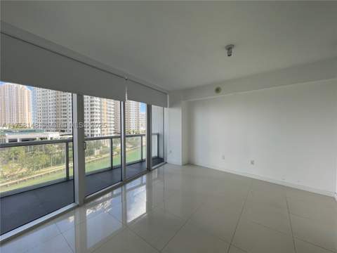 465 Brickell Ave 819, Miami FL - photo 19 of 25