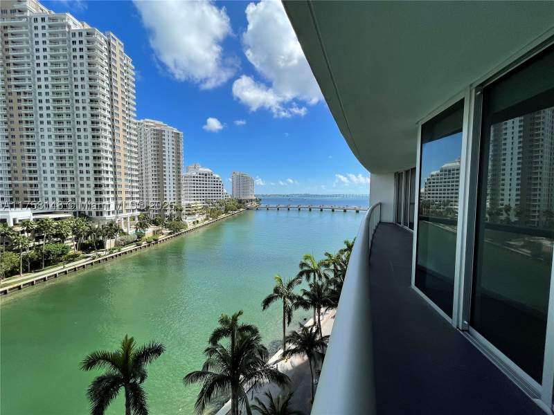 2 bedroom Condominium at 465 Brickell Ave 819, Iconbrickell Condo No 1, Miami — photo 2