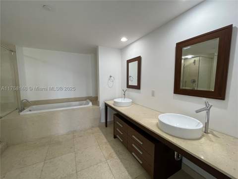 465 Brickell Ave 819, Miami FL - photo 20 of 25